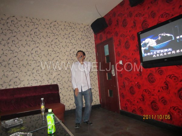 2011年10月，鄭州企鵝糧油機(jī)械有限公司--外貿(mào)部，十一國(guó)慶節(jié)團(tuán)體活動(dòng)！(圖13)