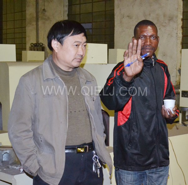 剛果考察團(tuán)代表Benoit一行來(lái)我廠(chǎng)參觀(guān)考察(圖1)