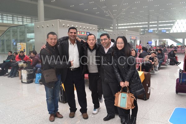 李總和明經(jīng)理會(huì)見來(lái)自埃及的客戶BEN(圖3)